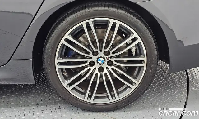 BMW 5 серия 2018 2.0 автомат (гидро), миниатюра 7 BMW 5 серия 2018 2.0 автомат (гидро), миниатюра 7