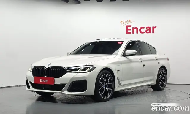 BMW 5 серия, 2022, 10 897 км