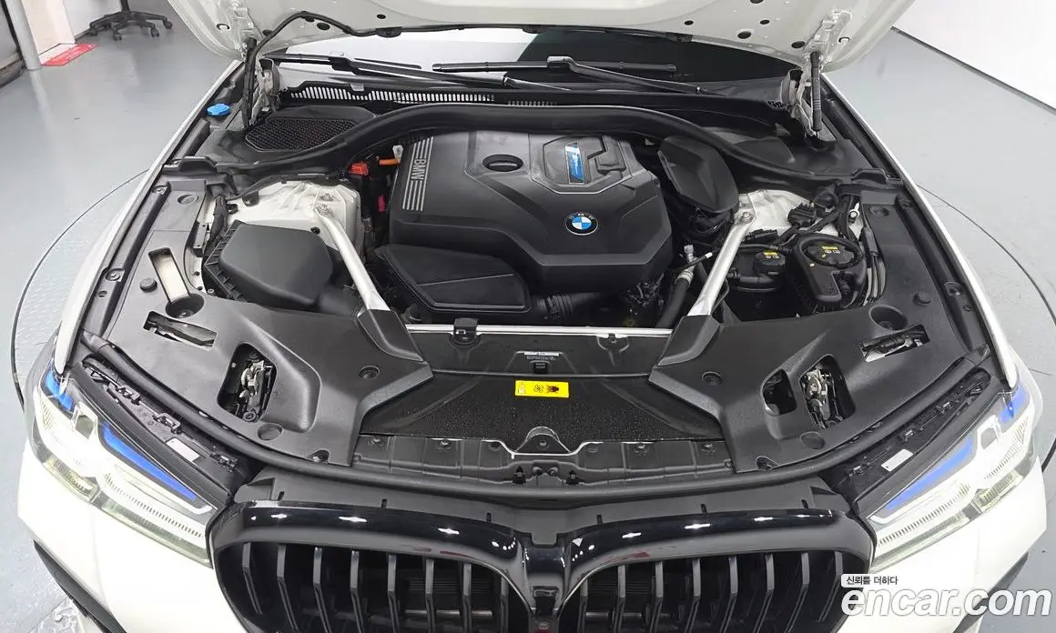 BMW 5 серия 2022 2.0 автомат (гидро), фото 6