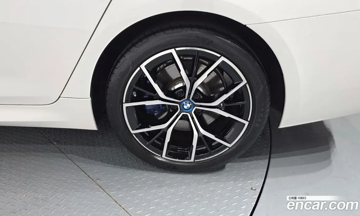 BMW 5 серия 2022 2.0 автомат (гидро), фото 7