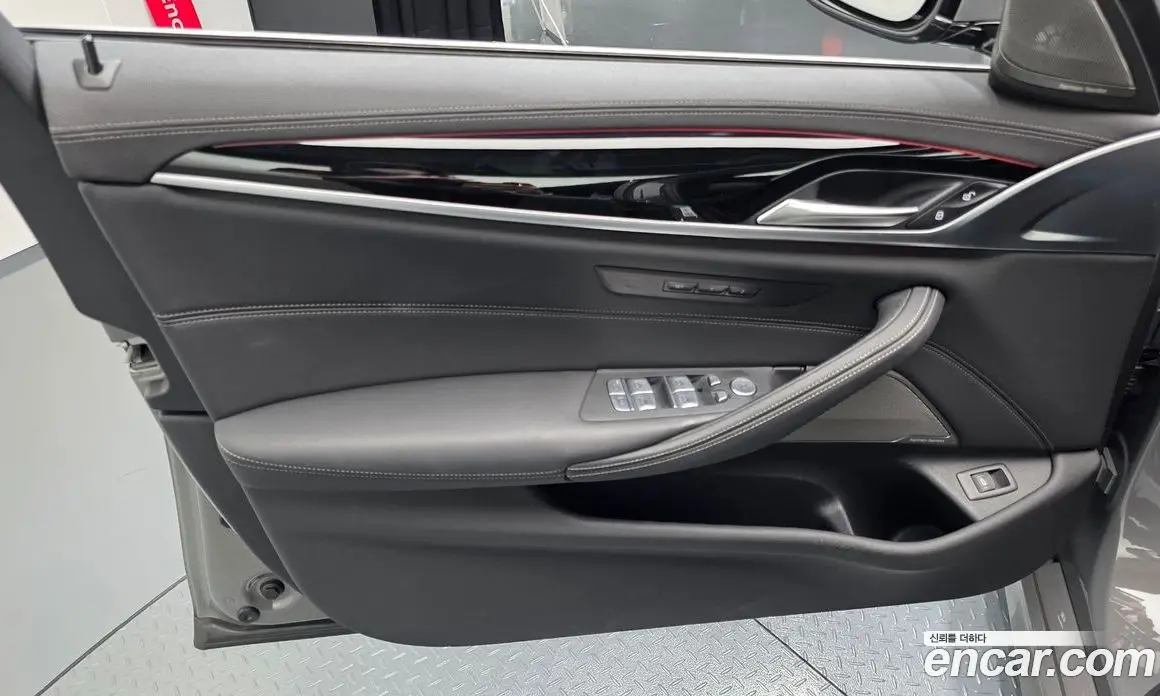 BMW 5 серия 2022 2.0 автомат (гидро), фото 13 BMW 5 серия 2022 2.0 автомат (гидро), фото 13