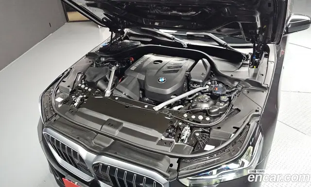 BMW 5 серия 2023 2.0 автомат (гидро), миниатюра 6 BMW 5 серия 2023 2.0 автомат (гидро), миниатюра 6