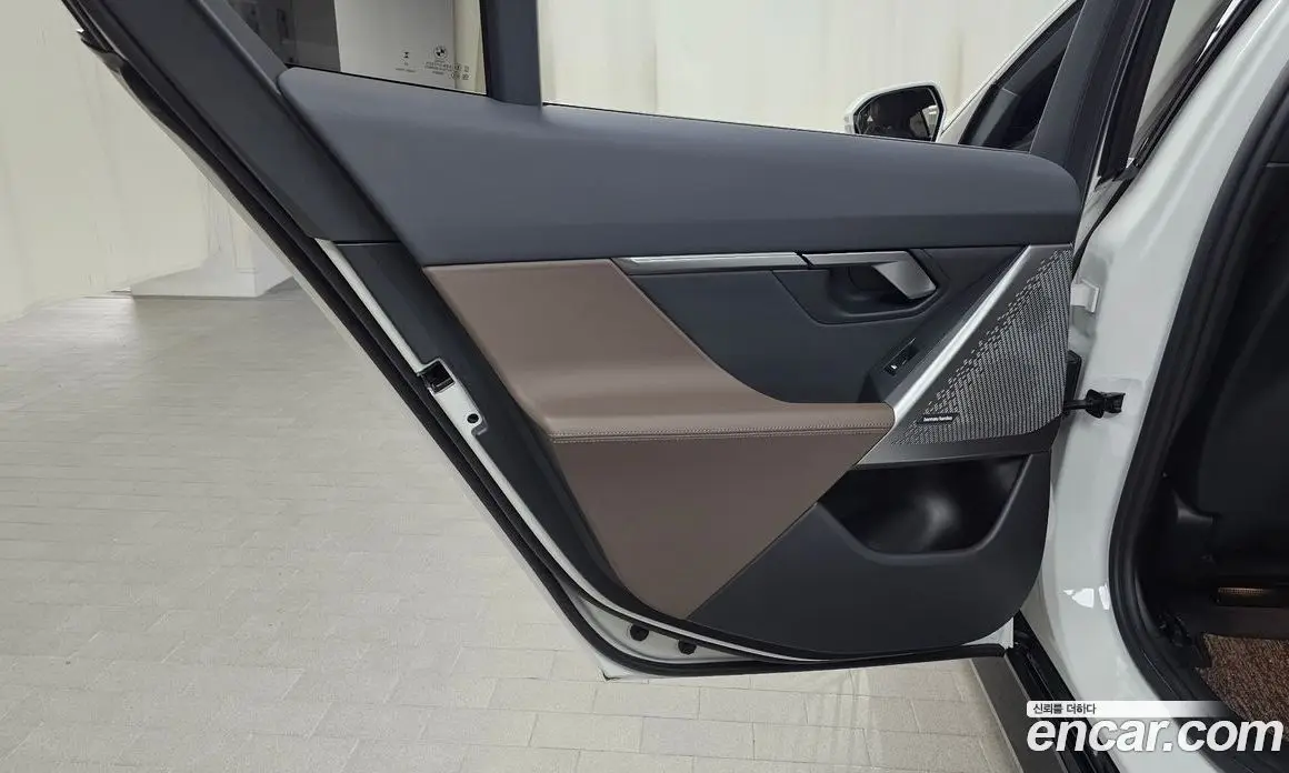 BMW 5 серия 2024 2.0 автомат (гидро), фото 15