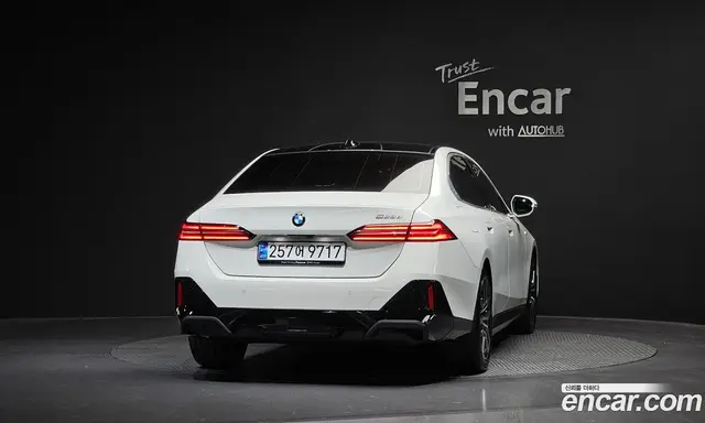 BMW 5 серия 2024 2.0 автомат (гидро), миниатюра 4
