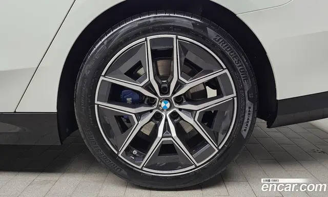 BMW 5 серия 2024 2.0 автомат (гидро), миниатюра 7