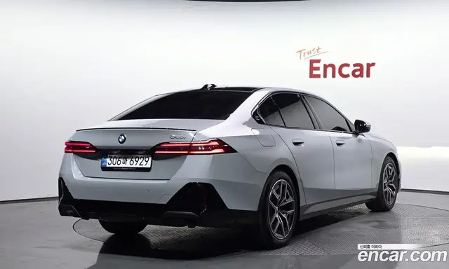 BMW 5 серия, 2025, 4 781 км