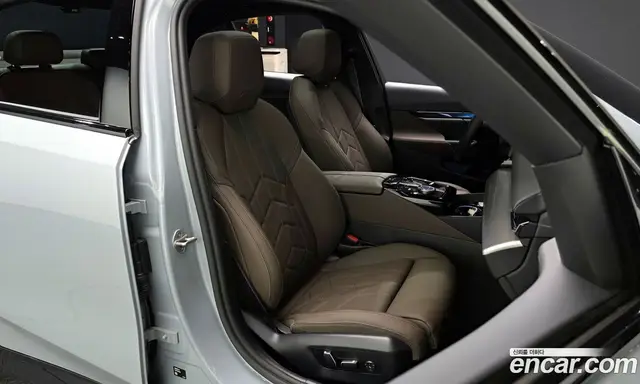 BMW 5 серия 2025 2.0 автомат (гидро), миниатюра 12