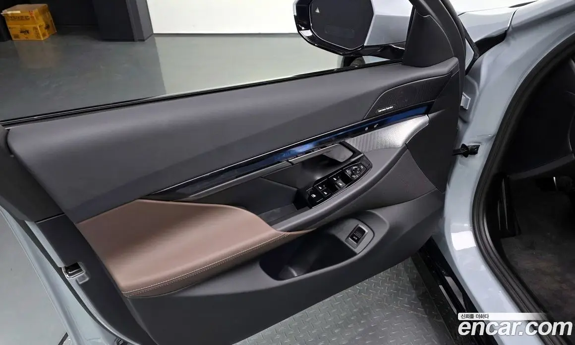 BMW 5 серия 2025 2.0 автомат (гидро), фото 13