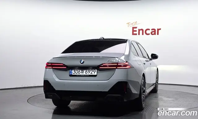 BMW 5 серия 2025 2.0 автомат (гидро), миниатюра 3