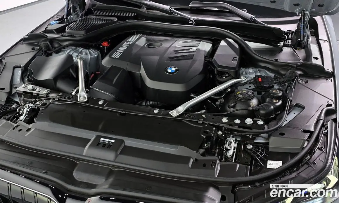 BMW 5 серия 2025 2.0 автомат (гидро), фото 5