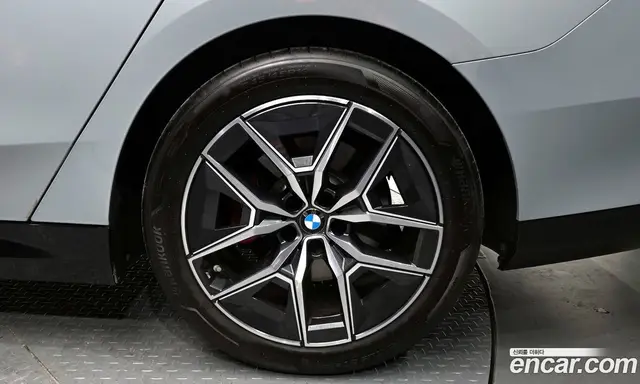 BMW 5 серия 2025 2.0 автомат (гидро), миниатюра 6
