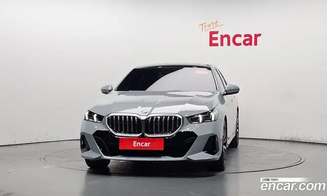 BMW 5 серия 2025 2.0 автомат (гидро), миниатюра 2