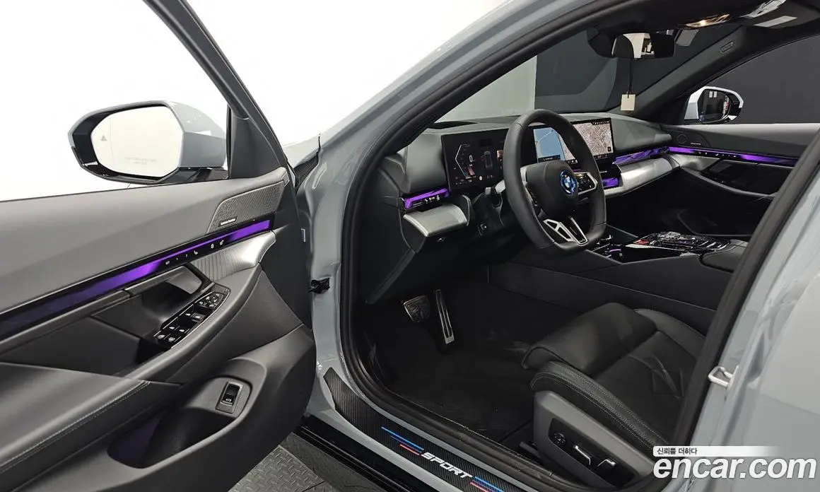 BMW 5 серия 2025 2.0 автомат (гидро), фото 16