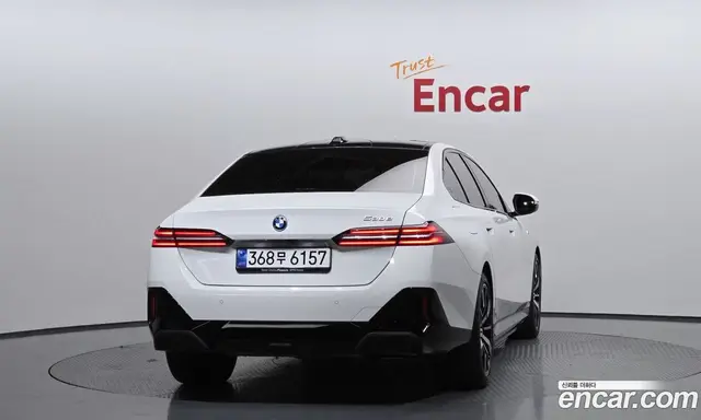 BMW 5 серия 2025 2.0 автомат (гидро), миниатюра 4