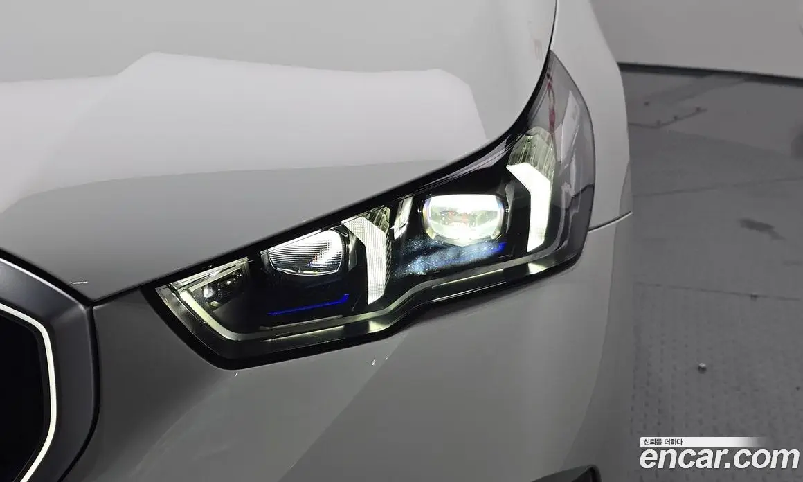 BMW 5 серия 2025 2.0 автомат (гидро), фото 8