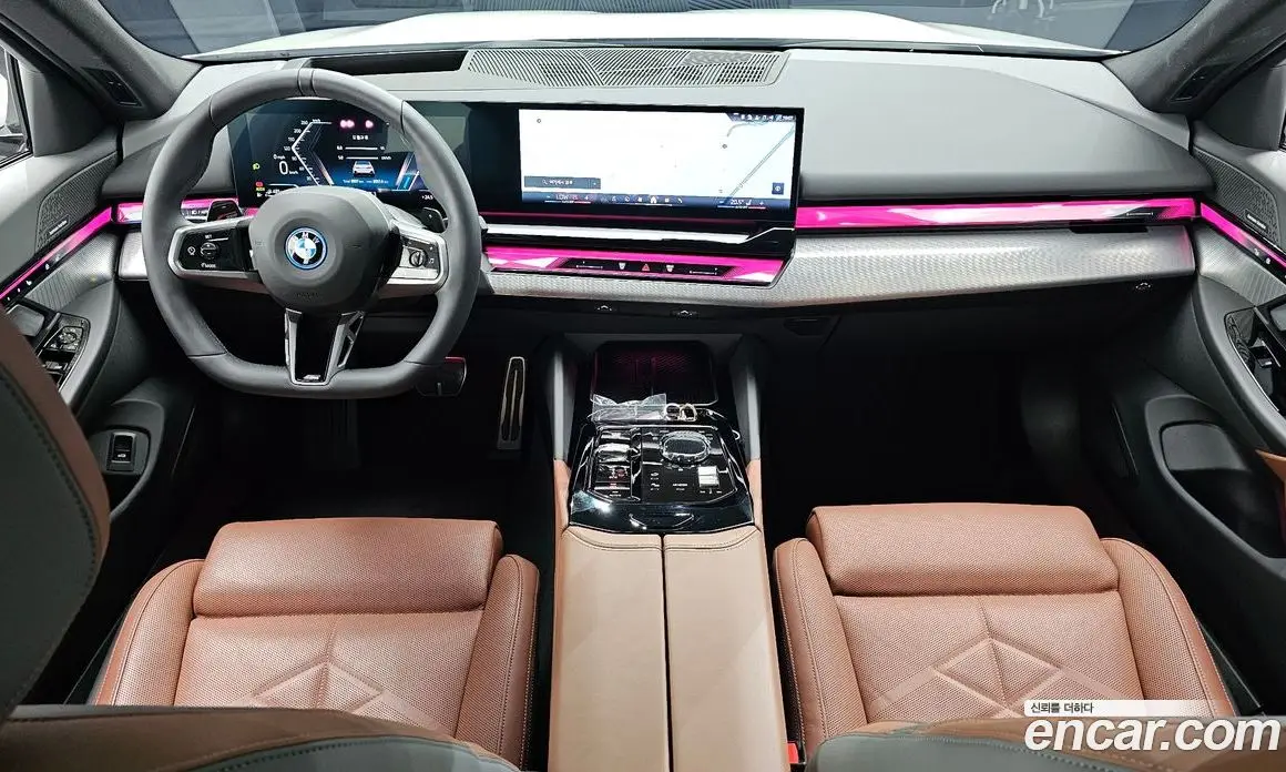BMW 5 серия 2025 2.0 автомат (гидро), фото 10
