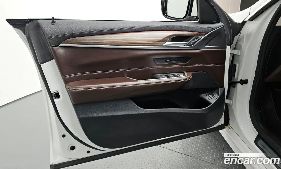 BMW 6 серия 2022 2.0 автомат (гидро), фото 14