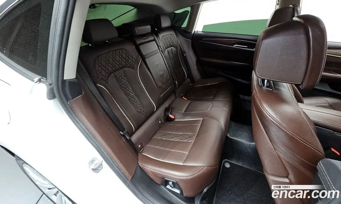 BMW 6 серия 2022 2.0 автомат (гидро), фото 16