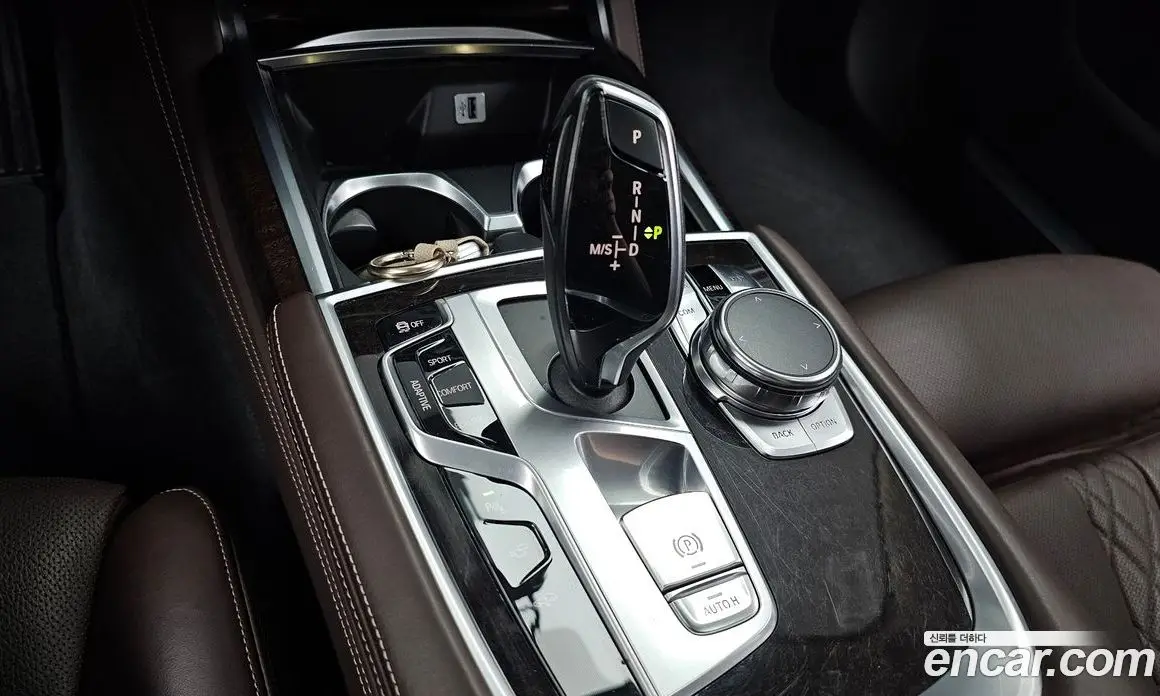 BMW 7 серия 2016 3.0 автомат (гидро), фото 9