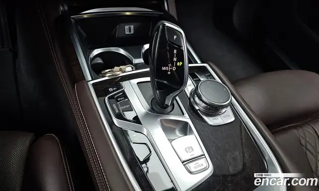 BMW 7 серия 2016 3.0 автомат (гидро), миниатюра 9