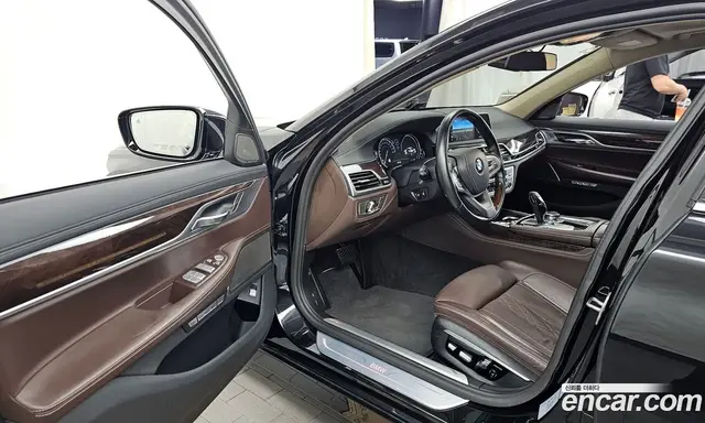 BMW 7 серия 2016 3.0 автомат (гидро), миниатюра 10