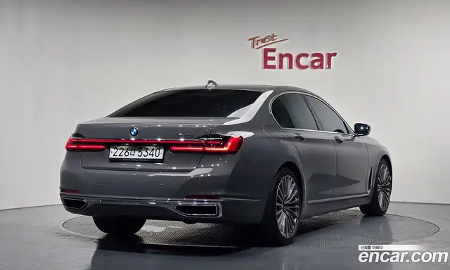 BMW 7 серия, 2020, 62 994 км