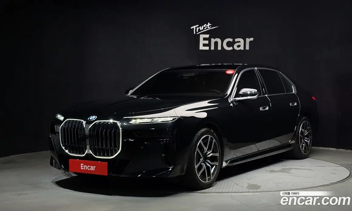 BMW 7 серия 2025 3.0 автомат (гидро), фото 1 BMW 7 серия 2025 3.0 автомат (гидро), фото 1