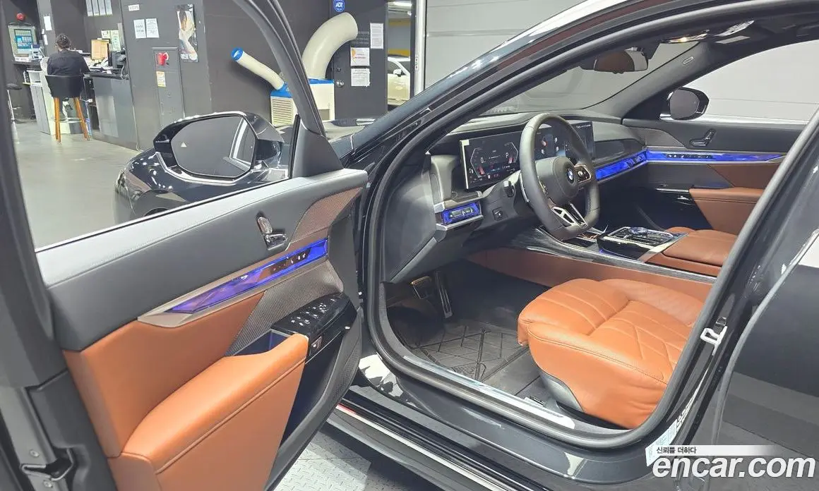 BMW 7 серия 2025 3.0 автомат (гидро), фото 13 BMW 7 серия 2025 3.0 автомат (гидро), фото 13