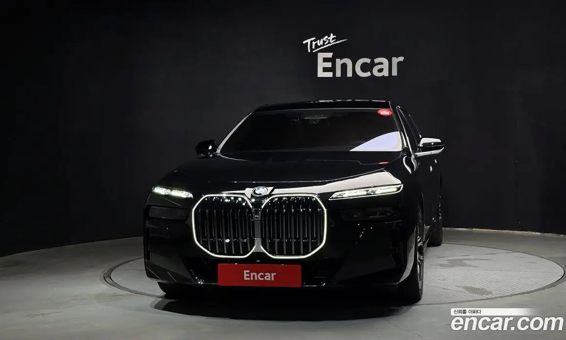 BMW 7 серия 2025 3.0 автомат (гидро), фото 3 BMW 7 серия 2025 3.0 автомат (гидро), фото 3