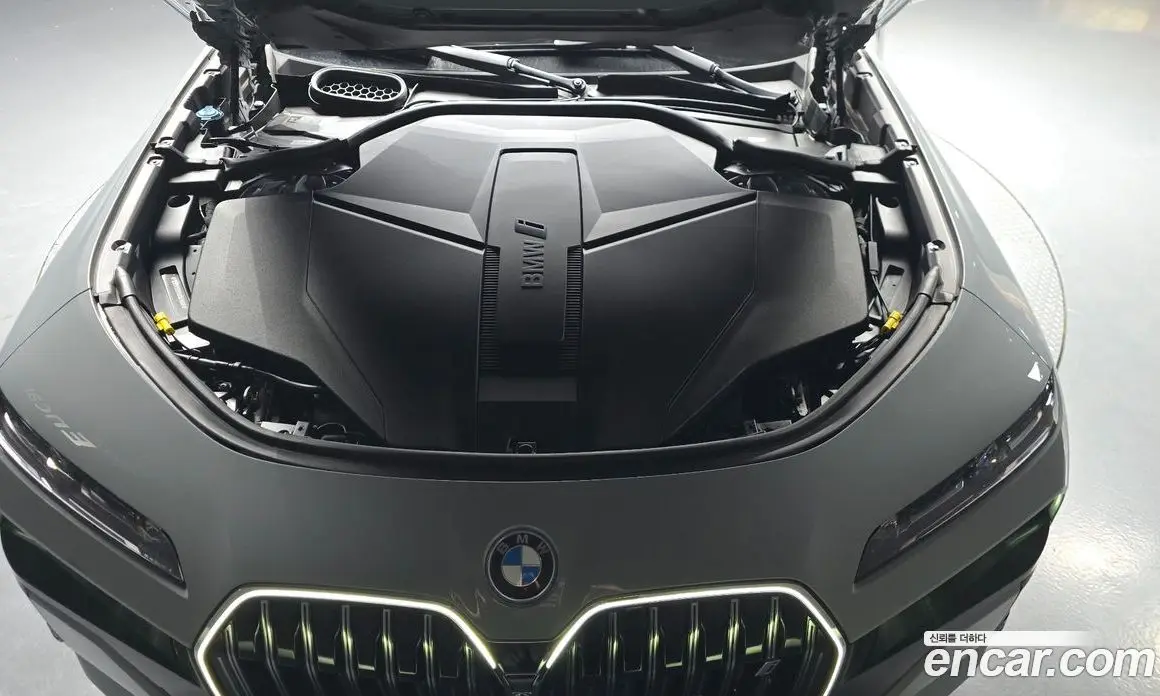 BMW i7 2024 0.3 автомат (гидро), фото 5 BMW i7 2024 0.3 автомат (гидро), фото 5
