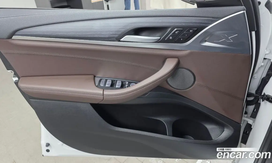 BMW iX3 2023 0.2 автомат (гидро), фото 13