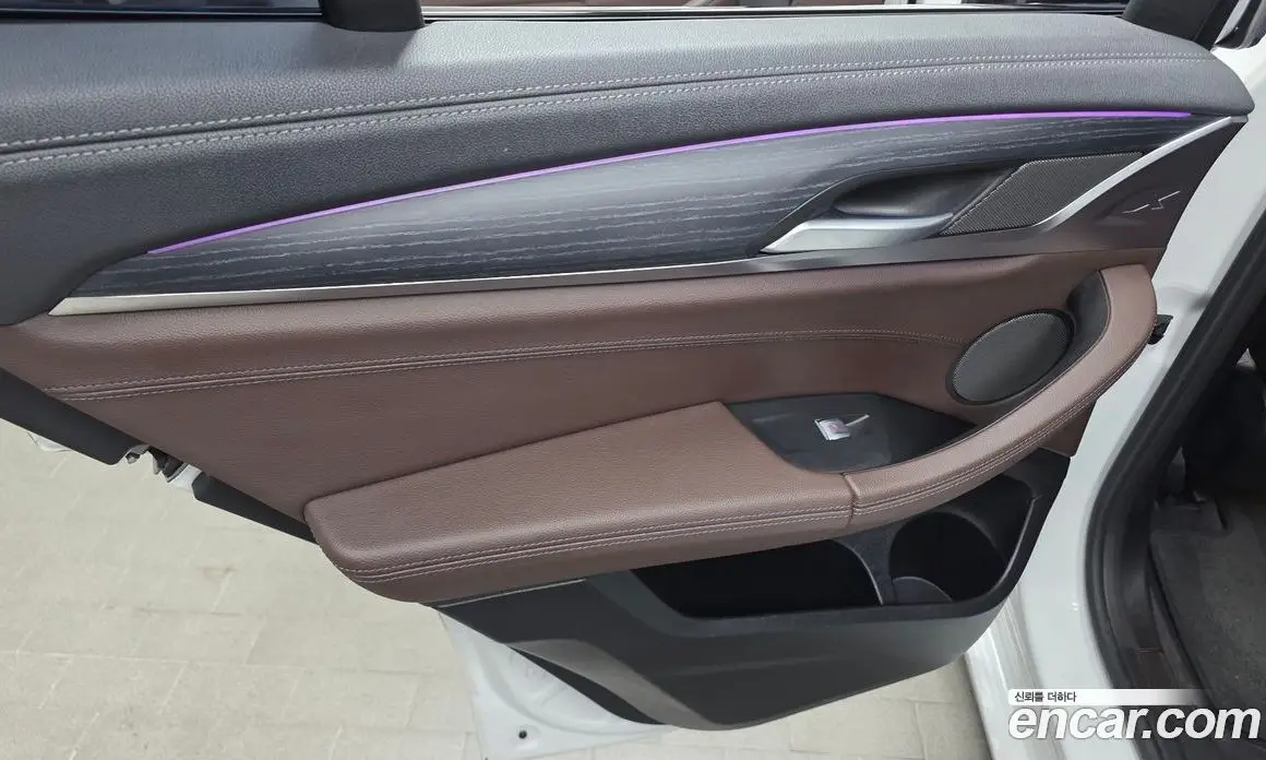 BMW iX3 2023 0.2 автомат (гидро), фото 14