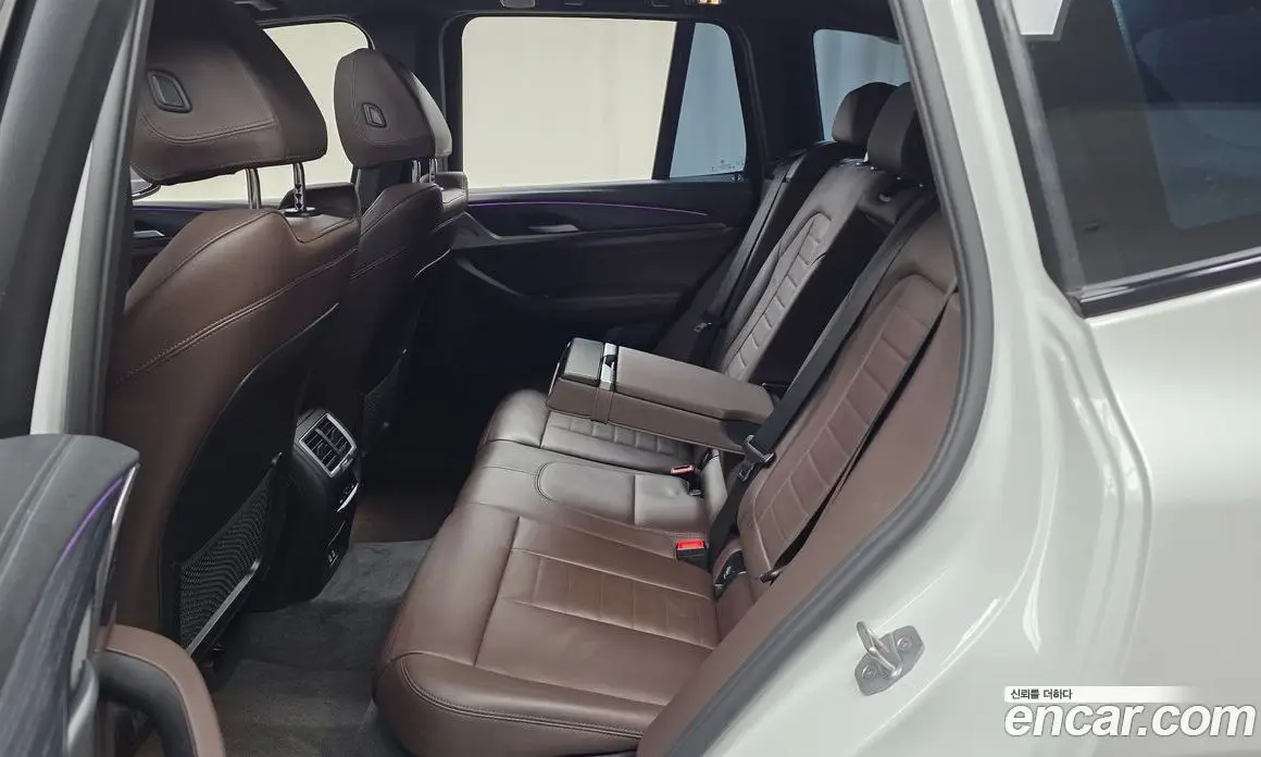 BMW iX3 2023 0.2 автомат (гидро), фото 17