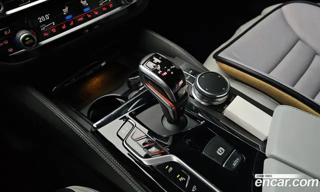 BMW M5 2019 4.4 автомат (гидро), миниатюра 12