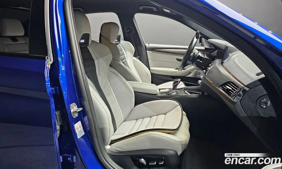 BMW M5 2019 4.4 автомат (гидро), фото 16 BMW M5 2019 4.4 автомат (гидро), фото 16