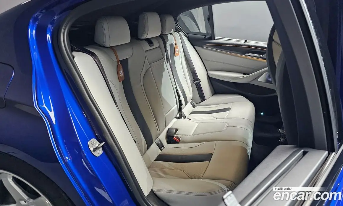 BMW M5 2019 4.4 автомат (гидро), фото 17 BMW M5 2019 4.4 автомат (гидро), фото 17