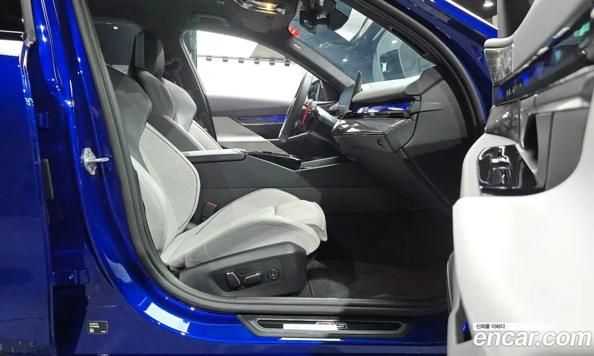 BMW M5 2026 4.4 автомат (гидро), фото 16