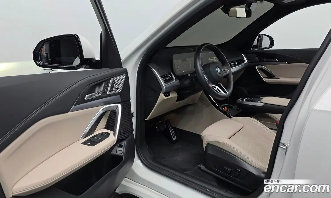 BMW X1 2024 2.0 автомат (гидро), фото 12 BMW X1 2024 2.0 автомат (гидро), фото 12