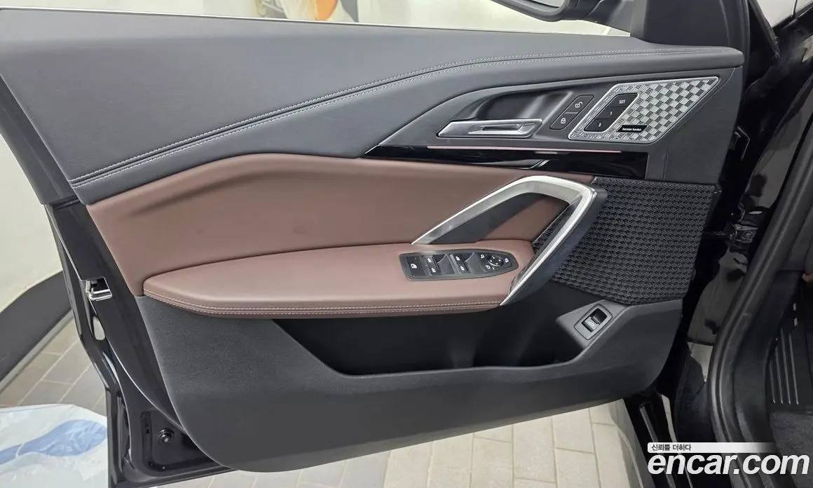 BMW X1 2024 2.0 автомат (гидро), фото 14