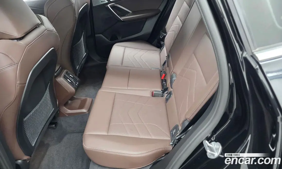 BMW X1 2024 2.0 автомат (гидро), фото 16
