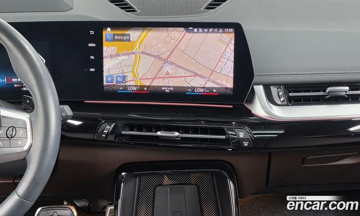 BMW X1 2024 2.0 автомат (гидро), фото 20