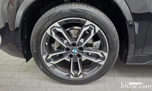 BMW X1 2024 2.0 автомат (гидро), миниатюра 5