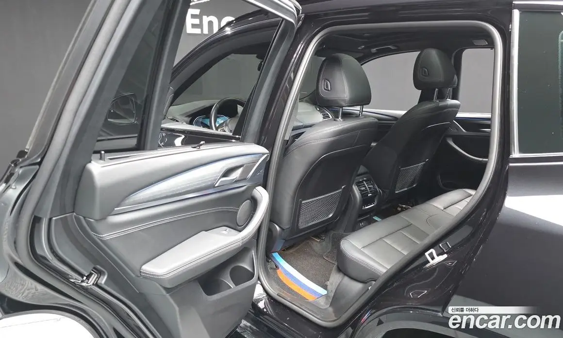 BMW X3 2022 2.0 автомат (гидро), фото 16