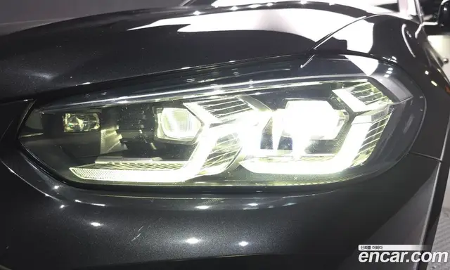 BMW X3 2022 2.0 автомат (гидро), миниатюра 8