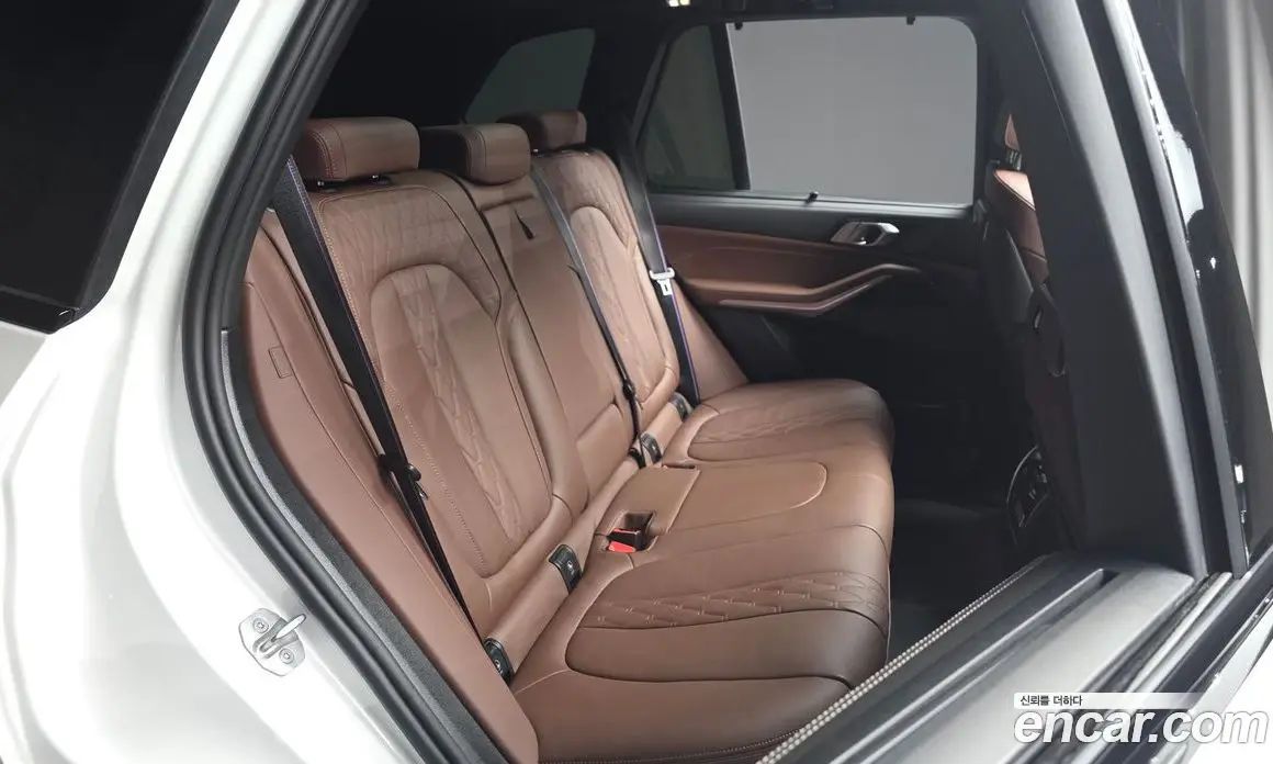 BMW X5 2023 3.0 автомат (гидро), фото 17