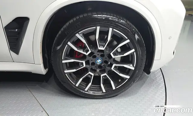 BMW X5 2023 3.0 автомат (гидро), миниатюра 7