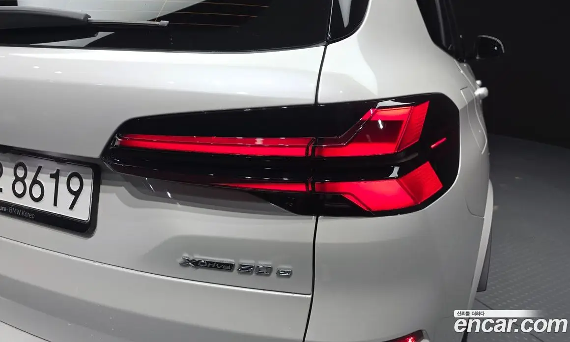 BMW X5 2023 3.0 автомат (гидро), фото 9