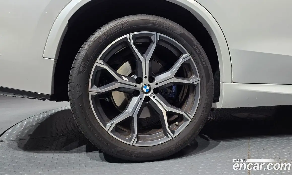 BMW X5 2025 3.0 автомат (гидро), фото 5 BMW X5 2025 3.0 автомат (гидро), фото 5