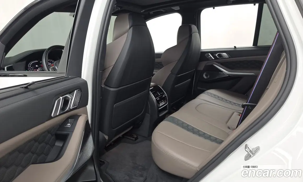 BMW X5M 2021 4.4 автомат (гидро), фото 16 BMW X5M 2021 4.4 автомат (гидро), фото 16