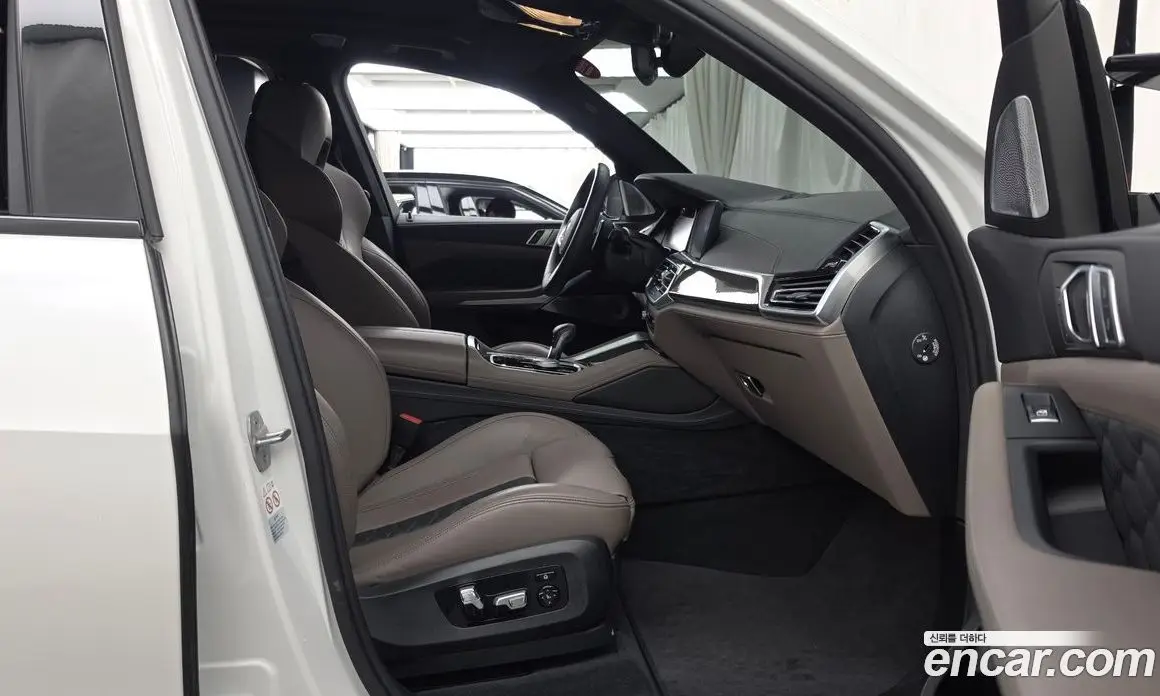 BMW X5M 2021 4.4 автомат (гидро), фото 17 BMW X5M 2021 4.4 автомат (гидро), фото 17